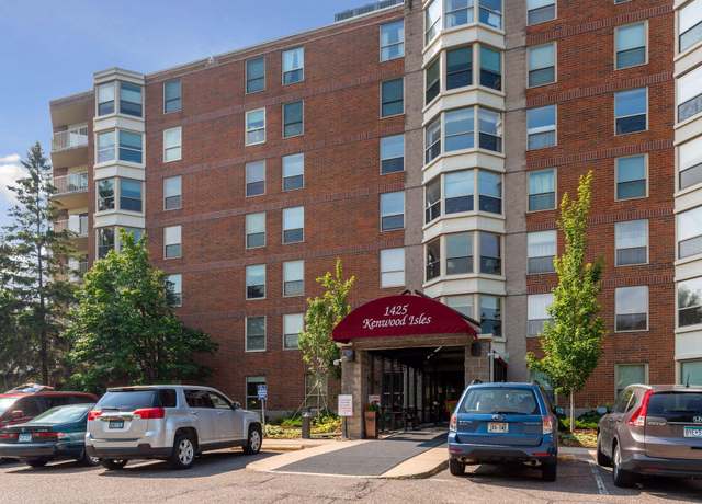 Property at 1425 W 28th St #108, Minneapolis, MN 55408, 2 beds, 2 baths