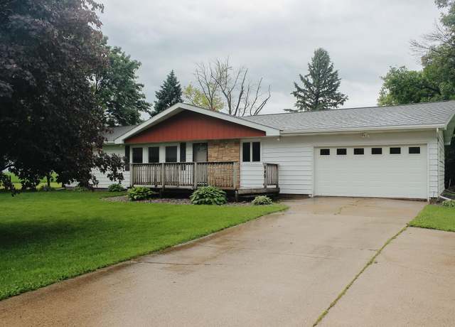 Property at 940 1st St NW, Wells, MN 56097, 3 beds, 2 baths