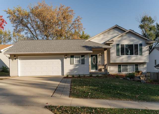 Property at 605 36th St SW, Rochester, MN 55902, 4 beds, 2 baths