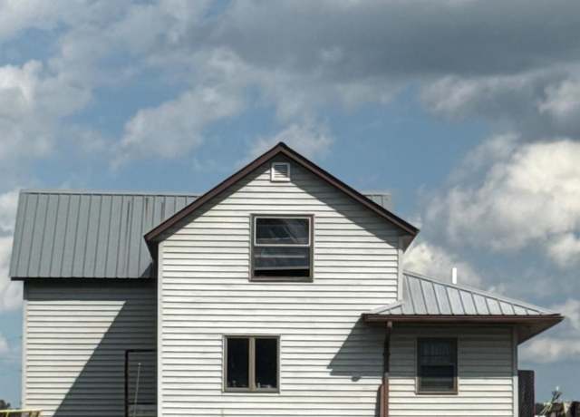 Property at W8385 US Highway 10, Ellsworth, WI 54011, 3 beds, 1 bath