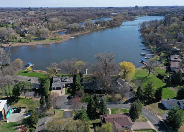 Property at 1920 Kyle Pl, Golden Valley, MN 55422, 4 beds, 3 baths
