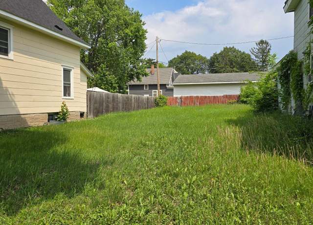 Property at 562 Western Ave N, Saint Paul, MN 55103