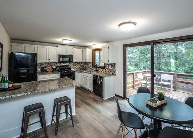 Property at 287 Frankland St, Mahtomedi, MN 55115, 4 beds, 2 baths