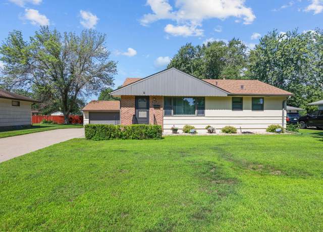 Property at 5913 Zenith Ave N, Brooklyn Center, MN 55429, 3 beds, 2 baths