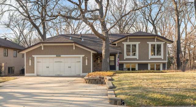 Photo of 1421 Kerry Cir NE, Fridley, MN 55432