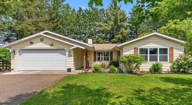 Photo of 103 W Graham St, Roberts, WI 54023