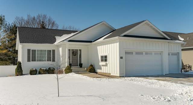 Photo of 1923 Spruce Meadows Dr SE, Rochester, MN 55904