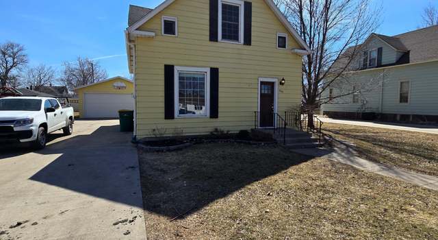 Photo of 209 1st Ave SW, Hillsboro, ND 58045