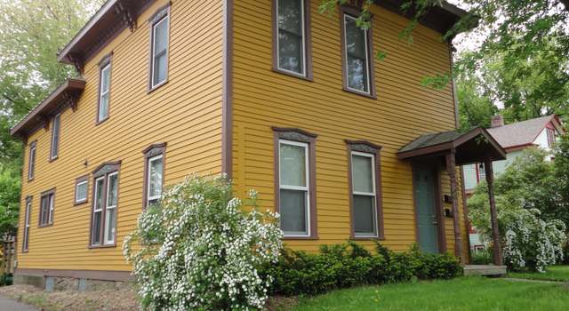Photo of 1001 4th St S, Stillwater, MN 55082