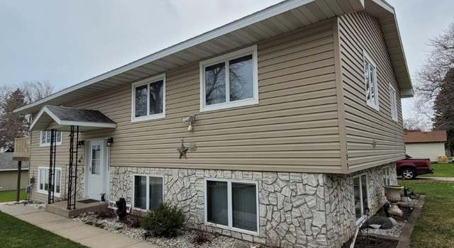 Photo of 109 E Broadway St, Starbuck, MN 56381