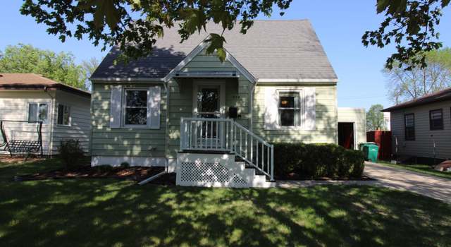 Photo of 228 Oak St, Breckenridge, MN 56520