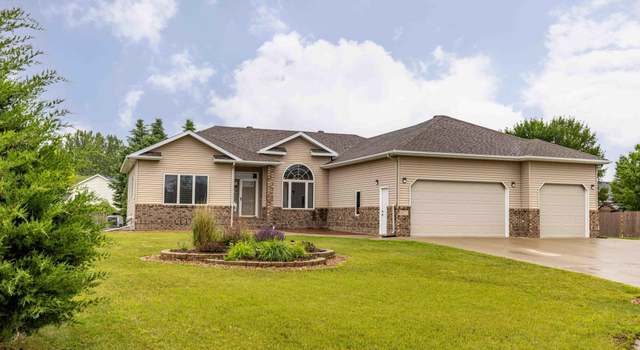 Photo of 1922 33rd St S, Moorhead, MN 56560