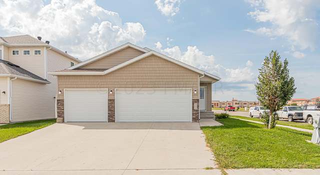 Photo of 5594 Justice Dr S, Fargo, ND 58104