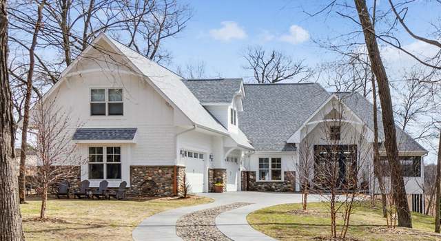 Photo of 95 Birch Bluff Rd, Tonka Bay, MN 55331