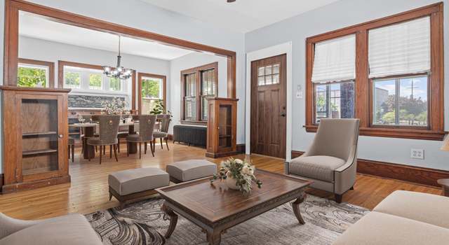 Photo of 604 Asbury St, Saint Paul, MN 55104