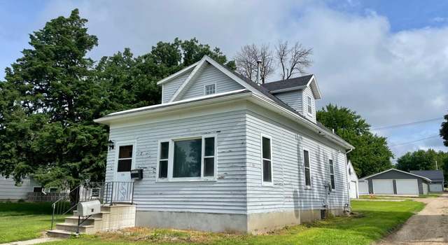 Photo of 212 E Sanborn St, Springfield, MN 56087
