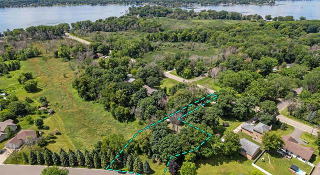 Photo of 7688 N Shore Trl, Forest Lake, MN 55025