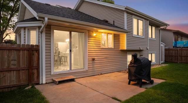 Photo of 3872 Westbury Ln, Eagan, MN 55123