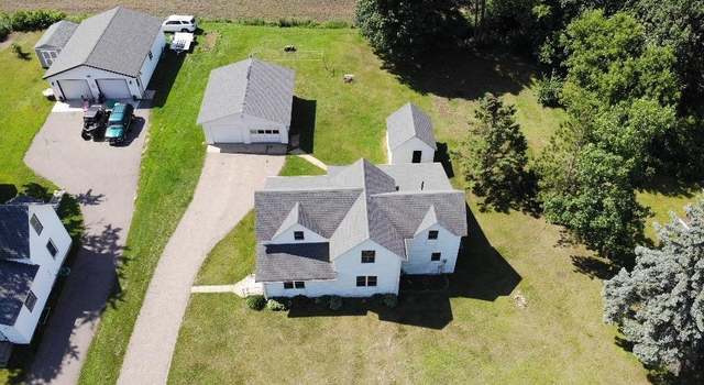 Photo of 608 Hipple Ave, Henning, MN 56551