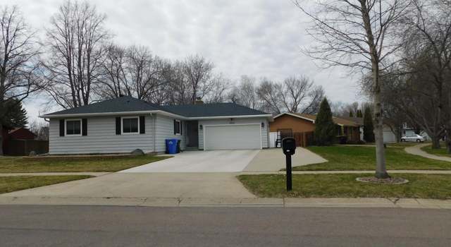 Photo of 1820 Prairie Ln S, Fargo, ND 58103