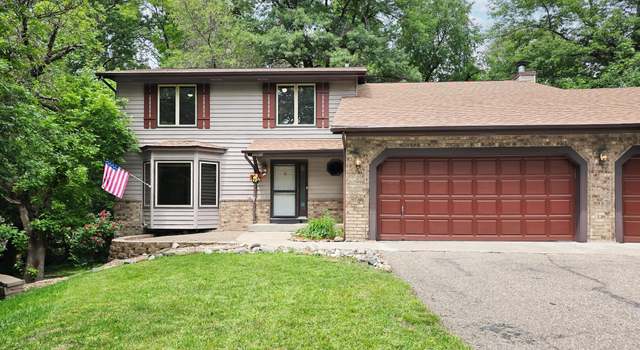 Photo of 11911 168th St W, Lakeville, MN 55044