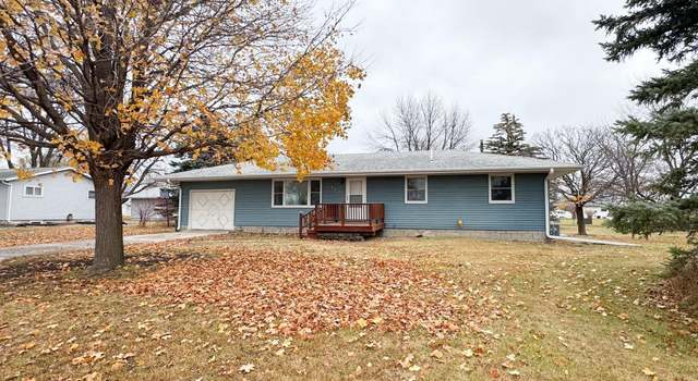 Photo of 622 11th St, Brewster, MN 56119