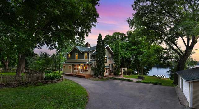 Photo of 5190 Saint Albans Bay Rd, Greenwood, MN 55331
