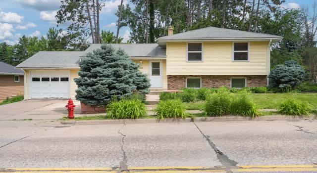Photo of 1920 Pine St W, Stillwater, MN 55082