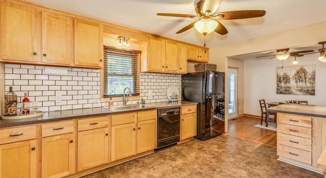 Photo of 122 Kingston Ave, Maplewood, MN 55117