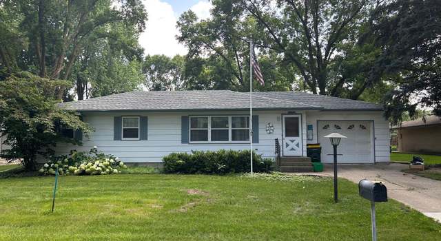 Photo of 1463 Grace Ave SW, Willmar, MN 56201