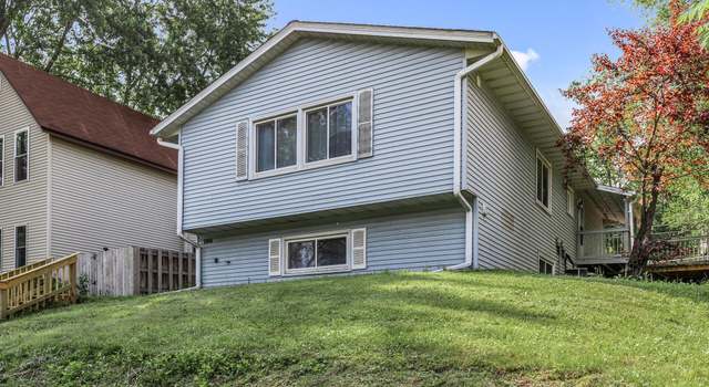 Photo of 184 Baker St E, Saint Paul, MN 55107