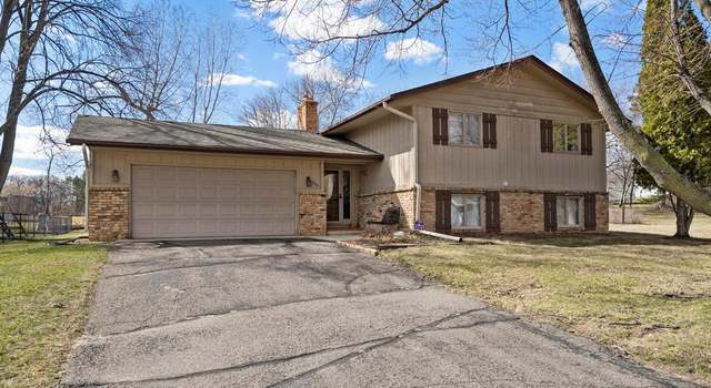 Photo of 1950 20th Ave NW, New Brighton, MN 55112