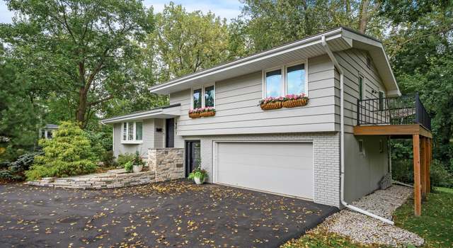Photo of 5505 Beard Ct, Edina, MN 55410