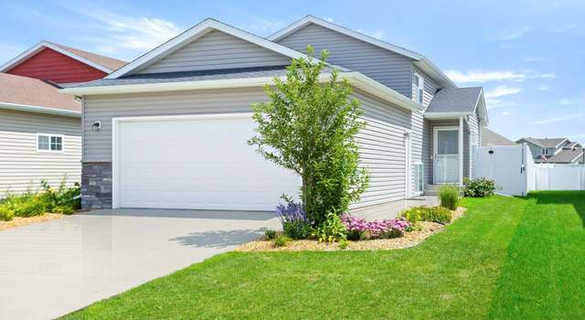 Photo of 6148 35th St S, Fargo, ND 58104