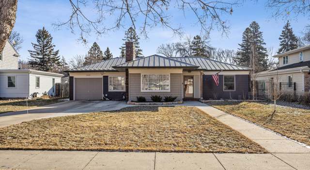 Photo of 1618 10th St S, Fargo, ND 58103