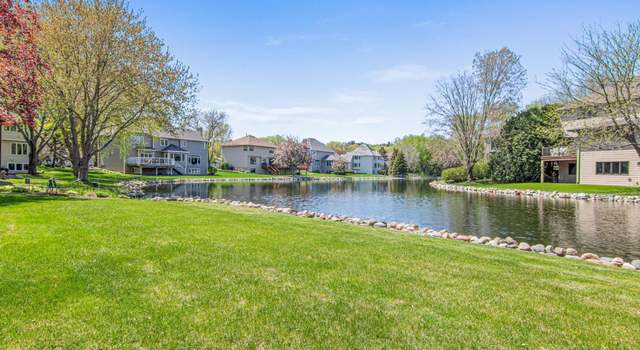Photo of 209 Meadowood Ln, Vadnais Heights, MN 55127