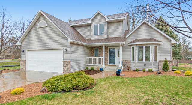 Photo of 3452 Vivian Ave, Shoreview, MN 55126