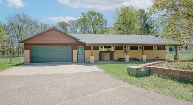 Photo of 30 Buckskin Blvd SE, Isanti, MN 55040