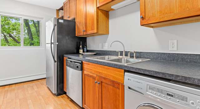 Photo of 1620 Charlton St #312, West Saint Paul, MN 55118