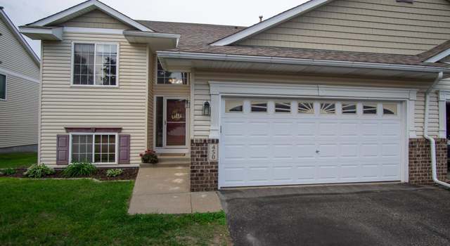 Photo of 450 Meadow Ln, Somerset, WI 54025