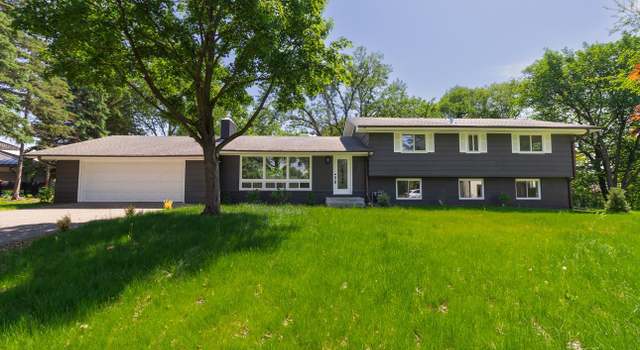 Photo of 2307 Sherwood Cir, Bloomington, MN 55431