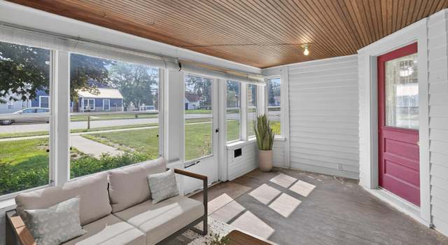 Photo of 140 5th St SW, Plainview, MN 55964