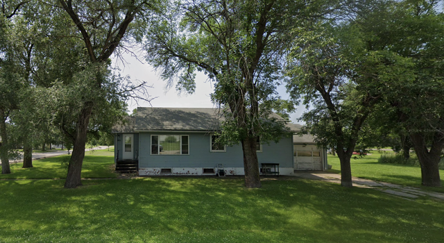 Photo of 201 Oak St SW, Browns Valley, MN 56219