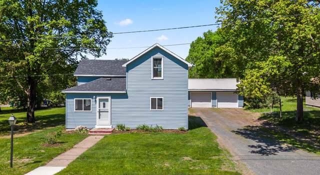 Photo of 119 E 1st St, Dresser, WI 54009