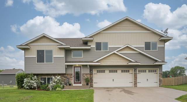 Photo of 315 N Benet Ave, Rush City, MN 55069