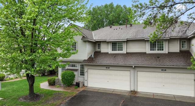 Photo of 1077 Lovell Ln S, Roseville, MN 55113