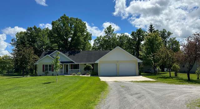 Photo of 1107 Jochim Dr NW, Baudette Twp, MN 56623