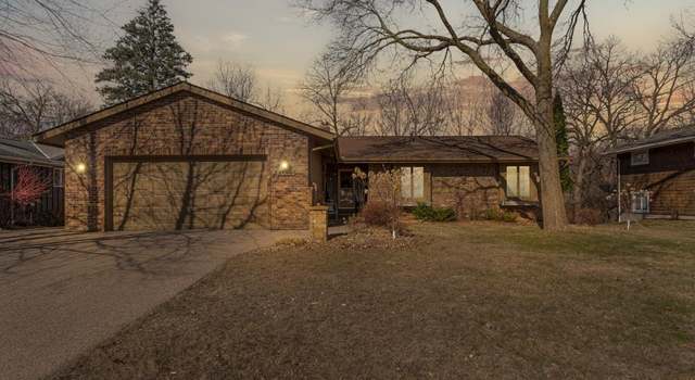Photo of 1589 Sherwood Dr, North Mankato, MN 56003