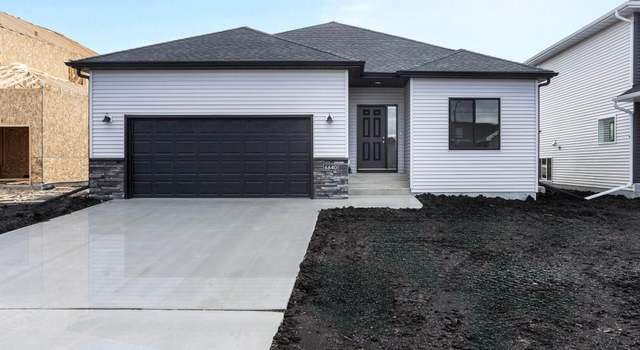 Photo of 6640 32nd St S, Fargo, ND 58104