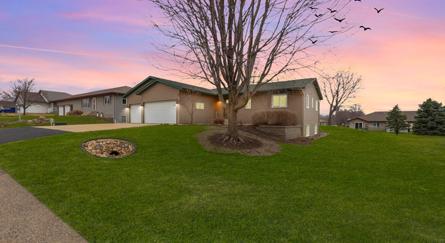 Photo of 303 Sidney St W, Morristown, MN 55052